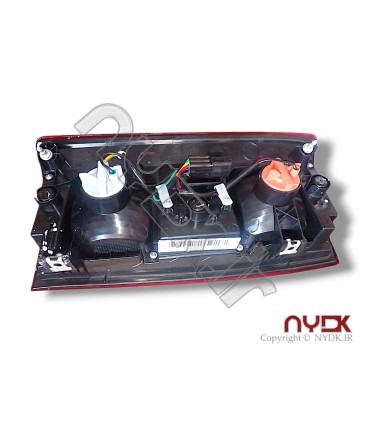 چراغ خطر عقب سمت راست کی ام سی T8